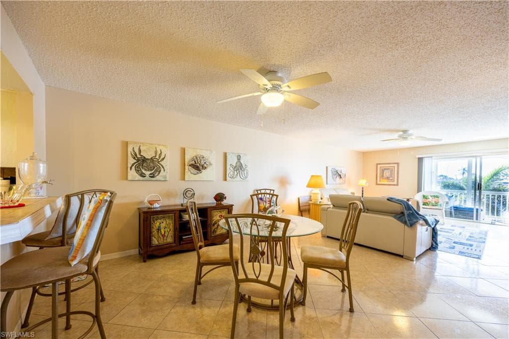 304 Tudor DR 7-13