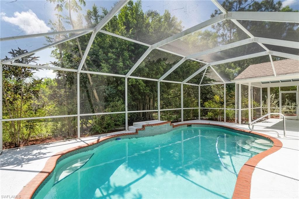 15180 Briar Ridge CIR-11