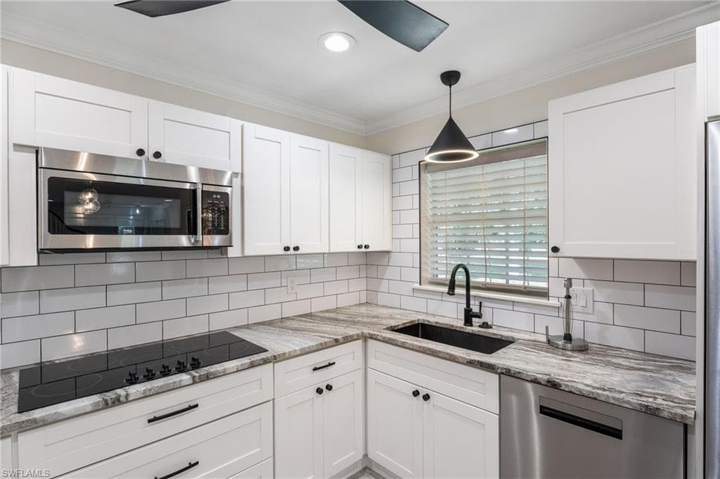 15180 Briar Ridge CIR-19