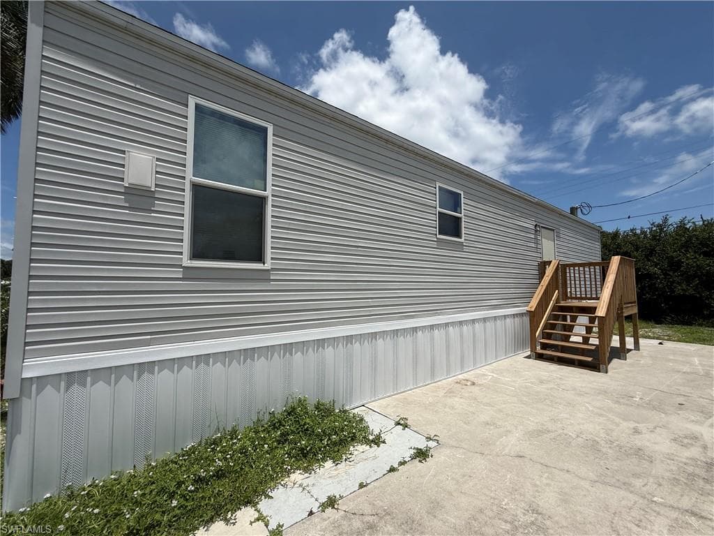 12120 Cactus DR-11