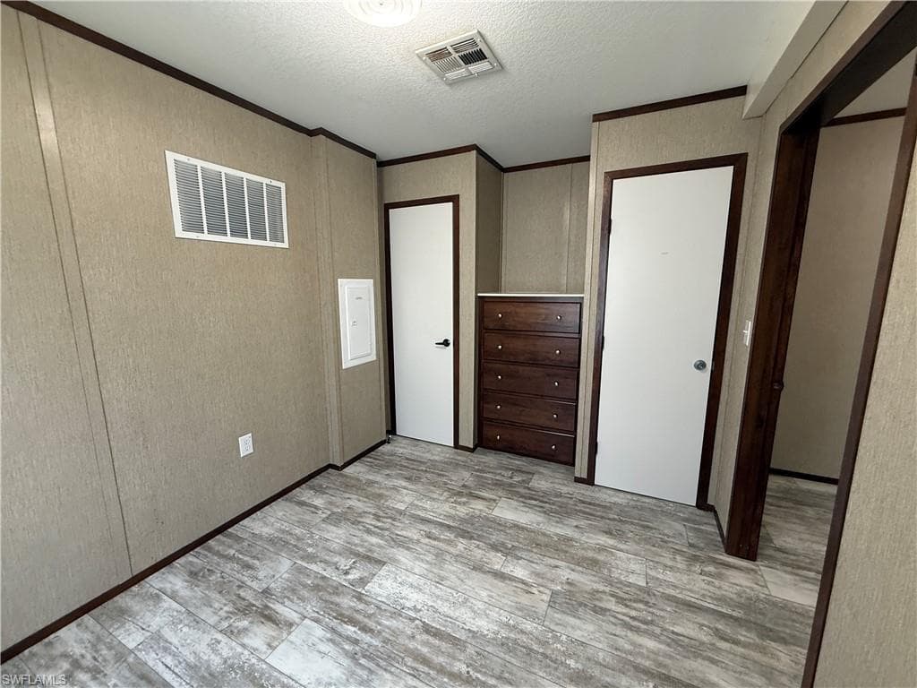 12120 Cactus DR-9