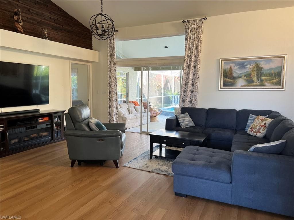 816 Belville BLVD-13