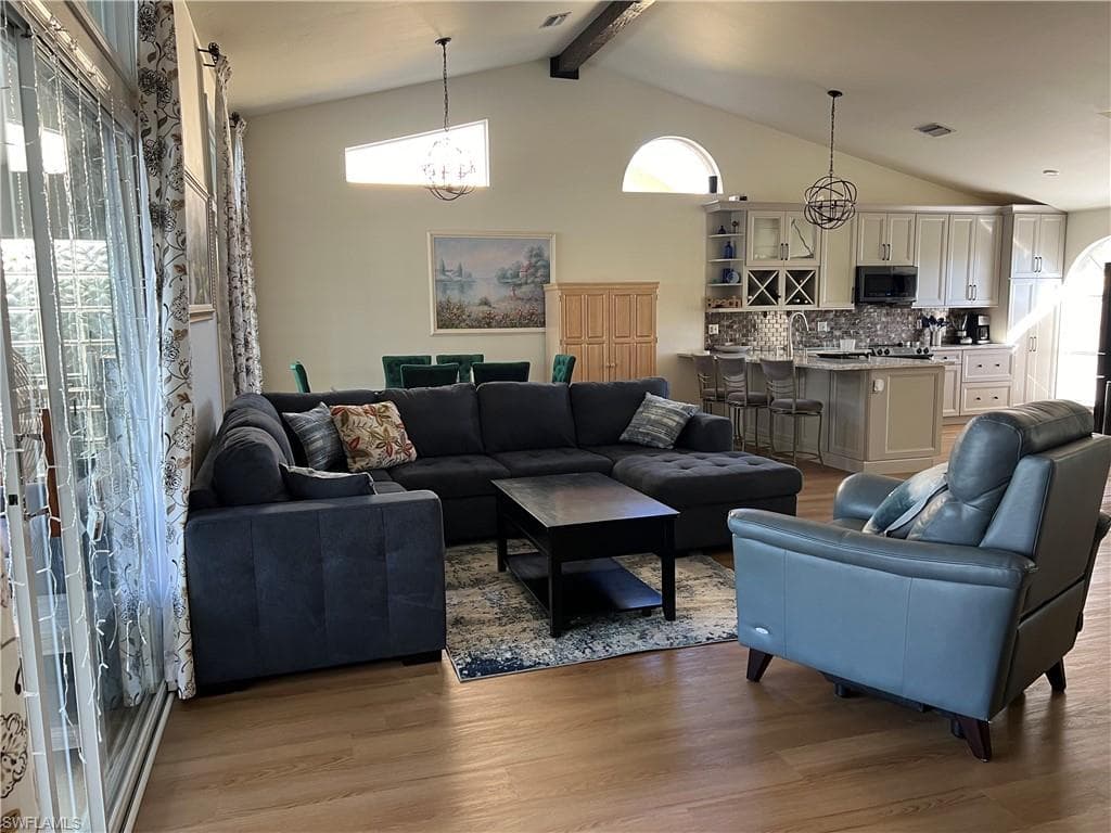 816 Belville BLVD-7