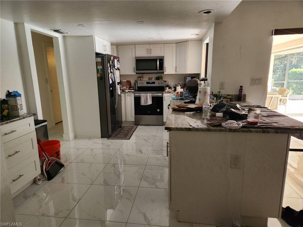 250 Alameda AVE-8
