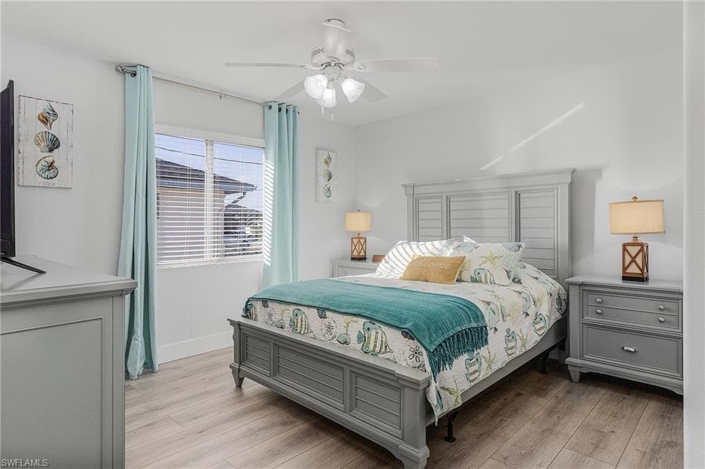 805 SW 8th CT-22