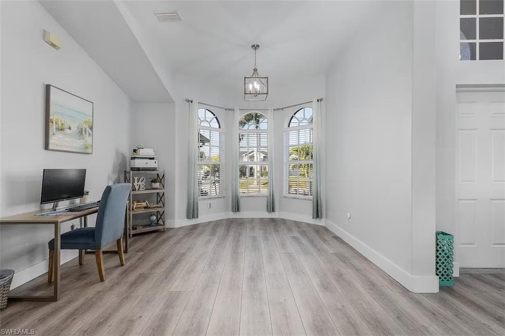 805 SW 8th CT-5