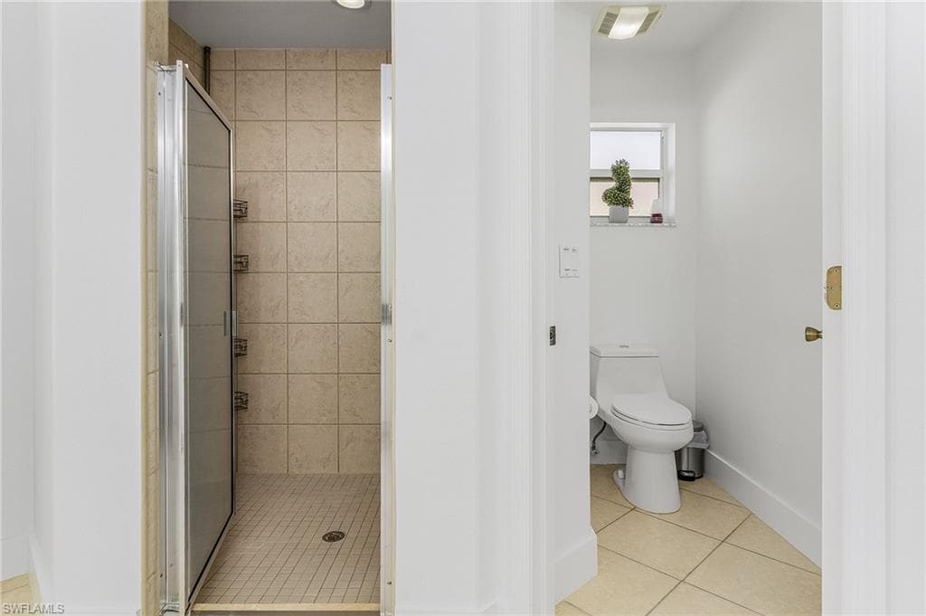 805 SW 8th CT-21