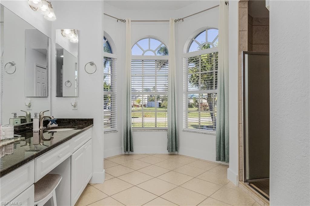 805 SW 8th CT-19