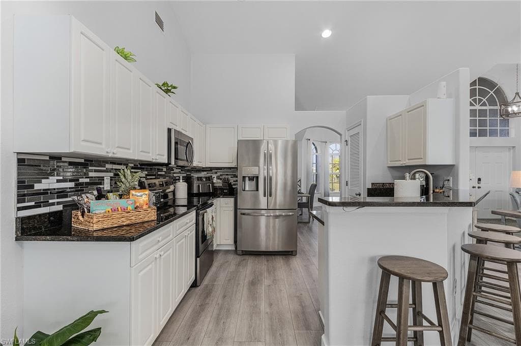 805 SW 8th CT-8