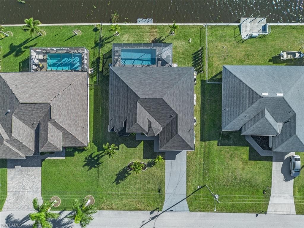 805 SW 8th CT-33