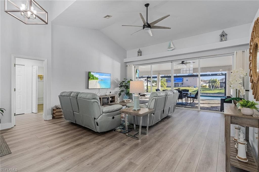 805 SW 8th CT-3