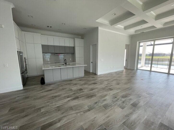 3725 Sapphire Cove CIR E-1