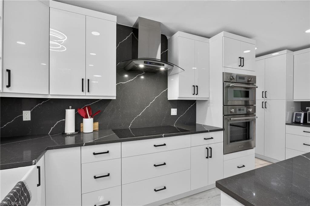 226 1st ST-0