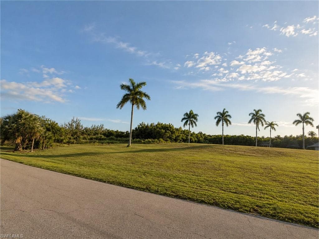 7655 Barrancas AVE-25