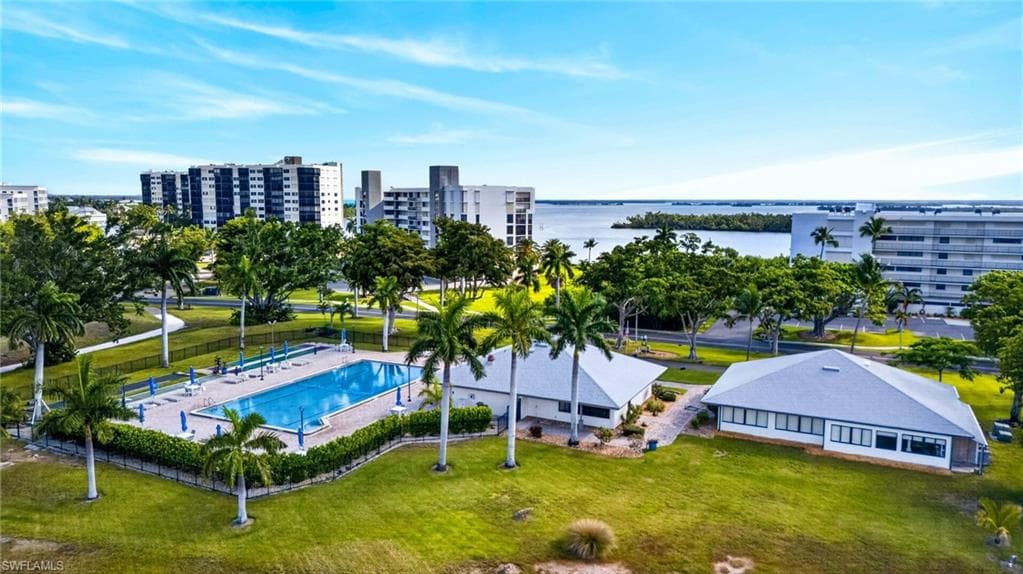 4203 Bay Beach LN 3E-21