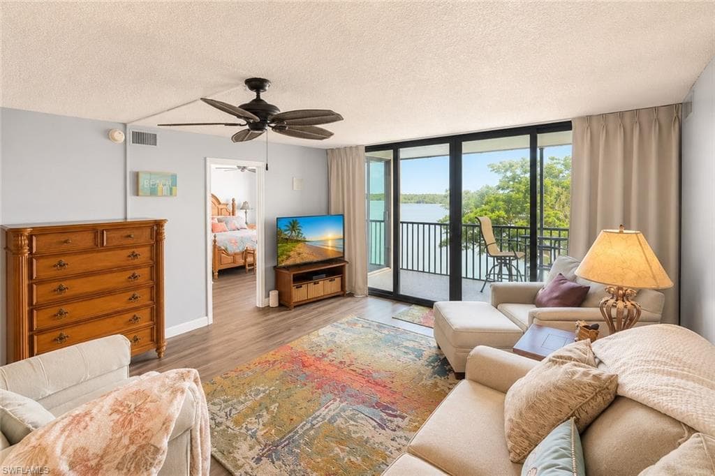 4203 Bay Beach LN 3E-6