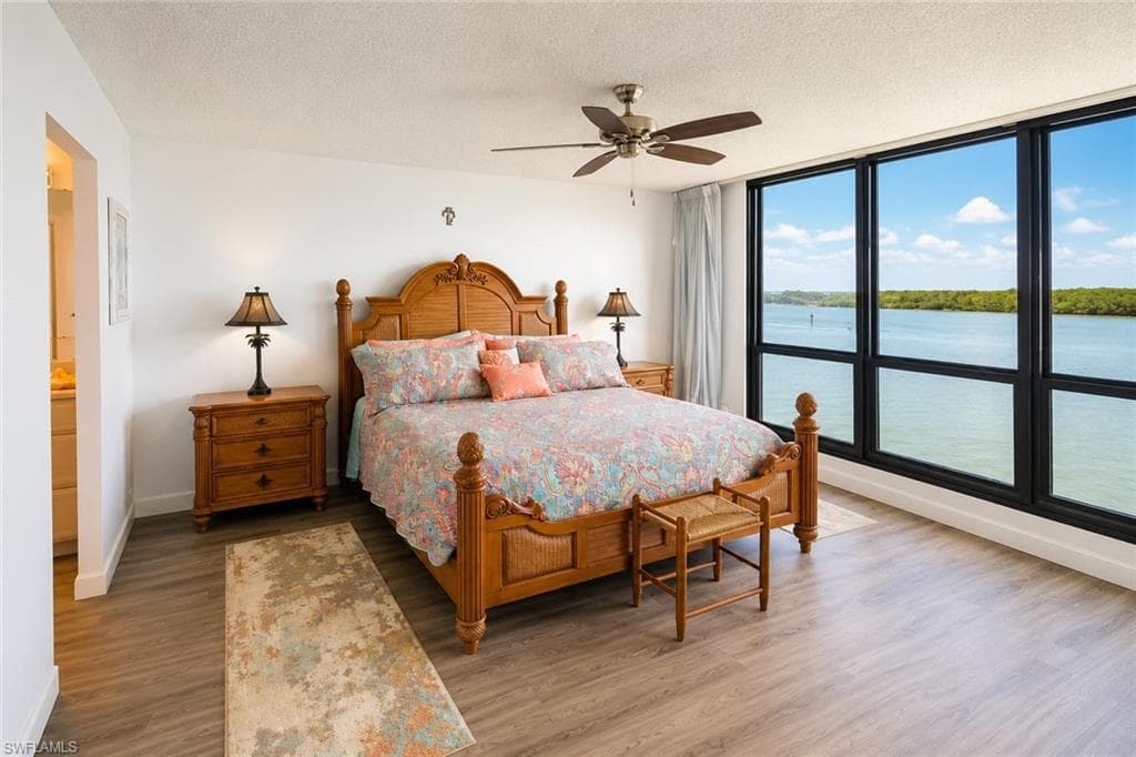 4203 Bay Beach LN 3E-9