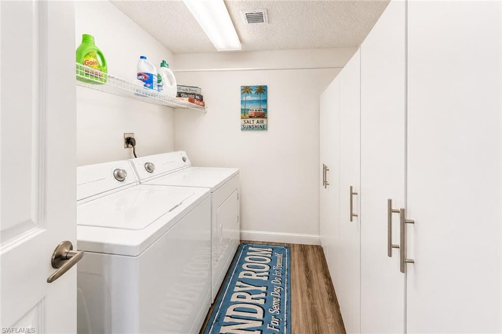 4203 Bay Beach LN 3E-14