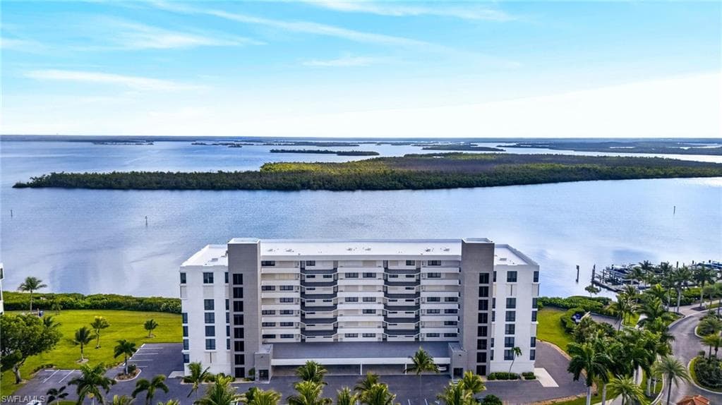 4203 Bay Beach LN 3E-28