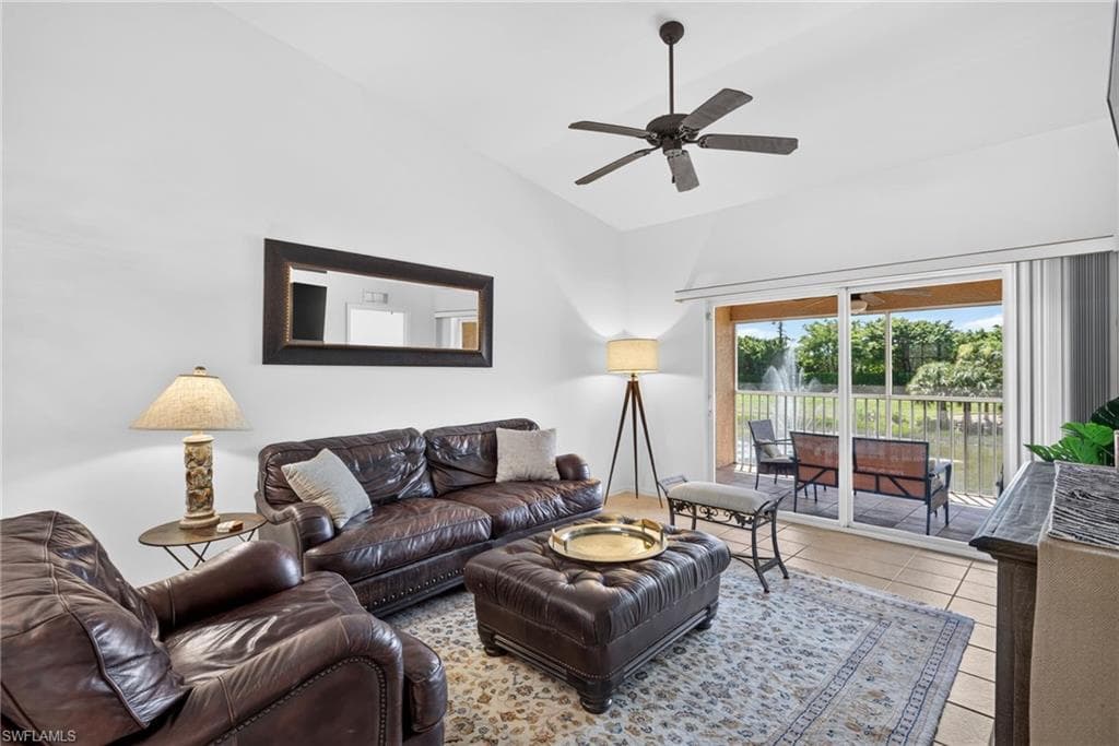 2815 Cypress Trace CIR 204-3