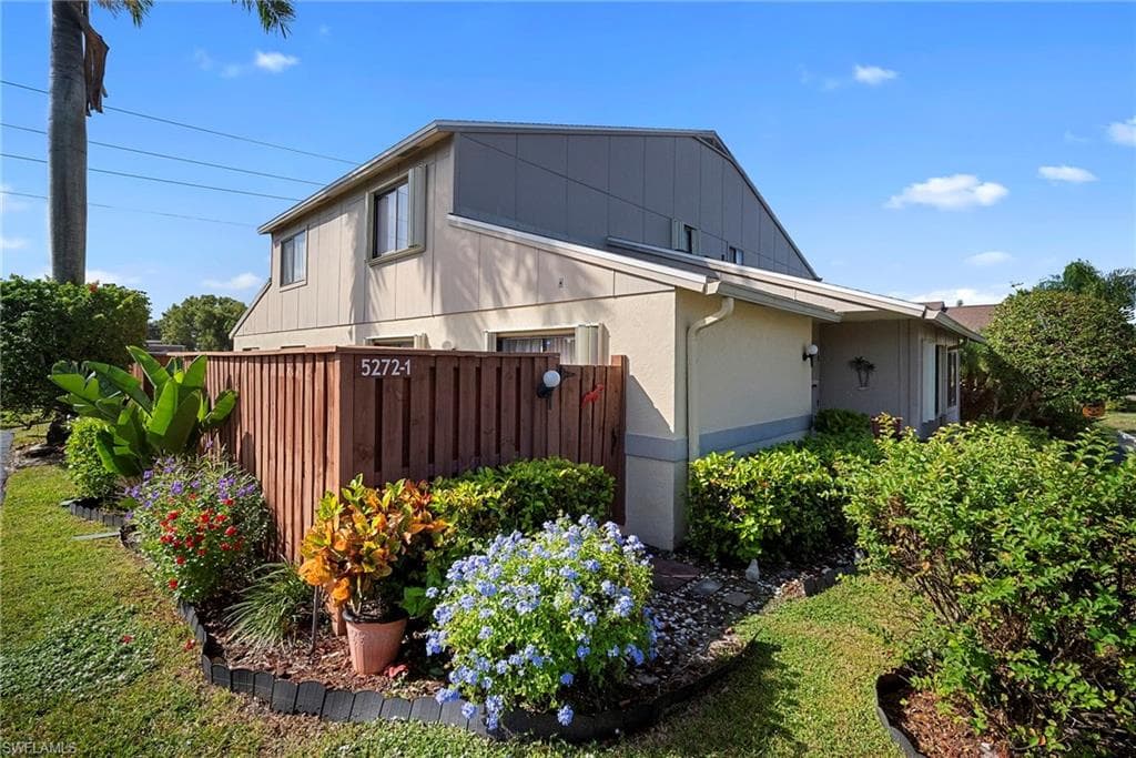 5272 Cedarbend DR 1-19