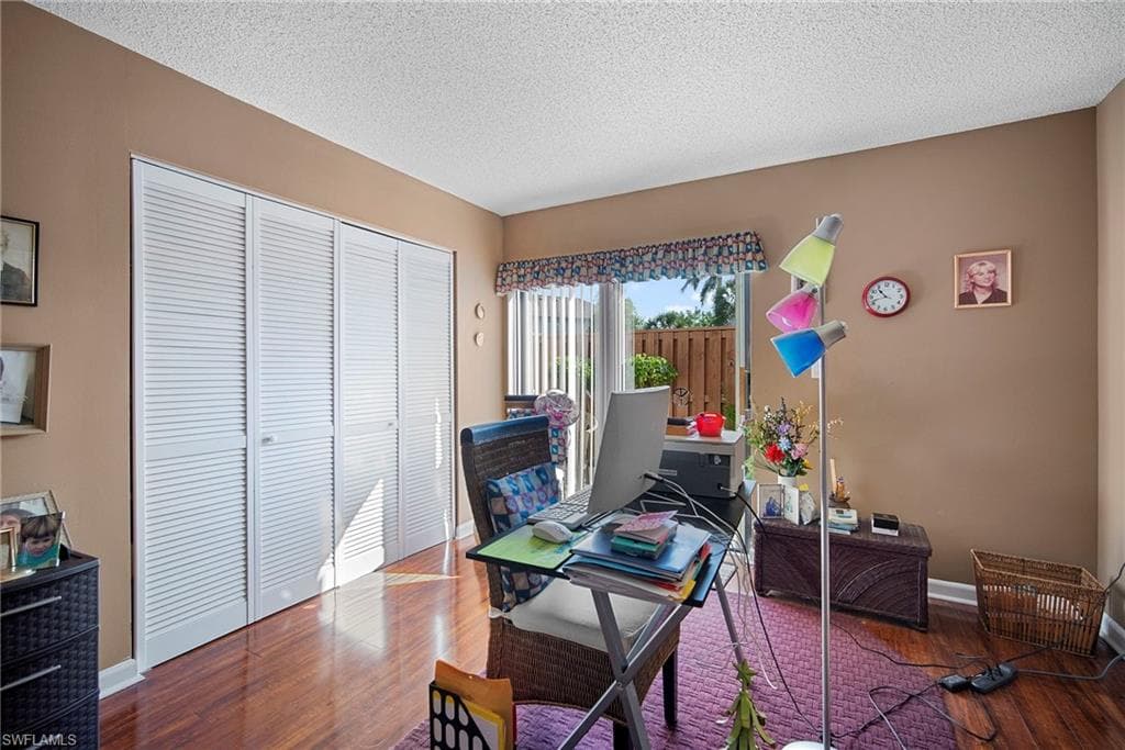 5272 Cedarbend DR 1-10