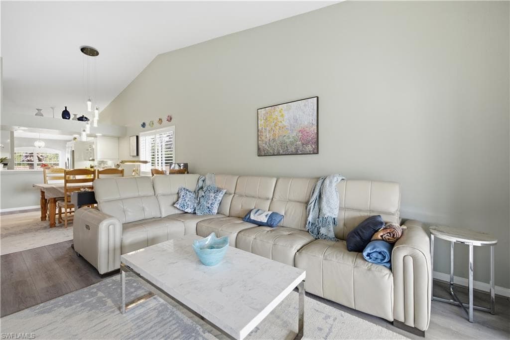 14560 Red Fox RUN 502-1