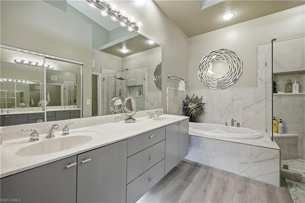 14560 Red Fox RUN 502-13