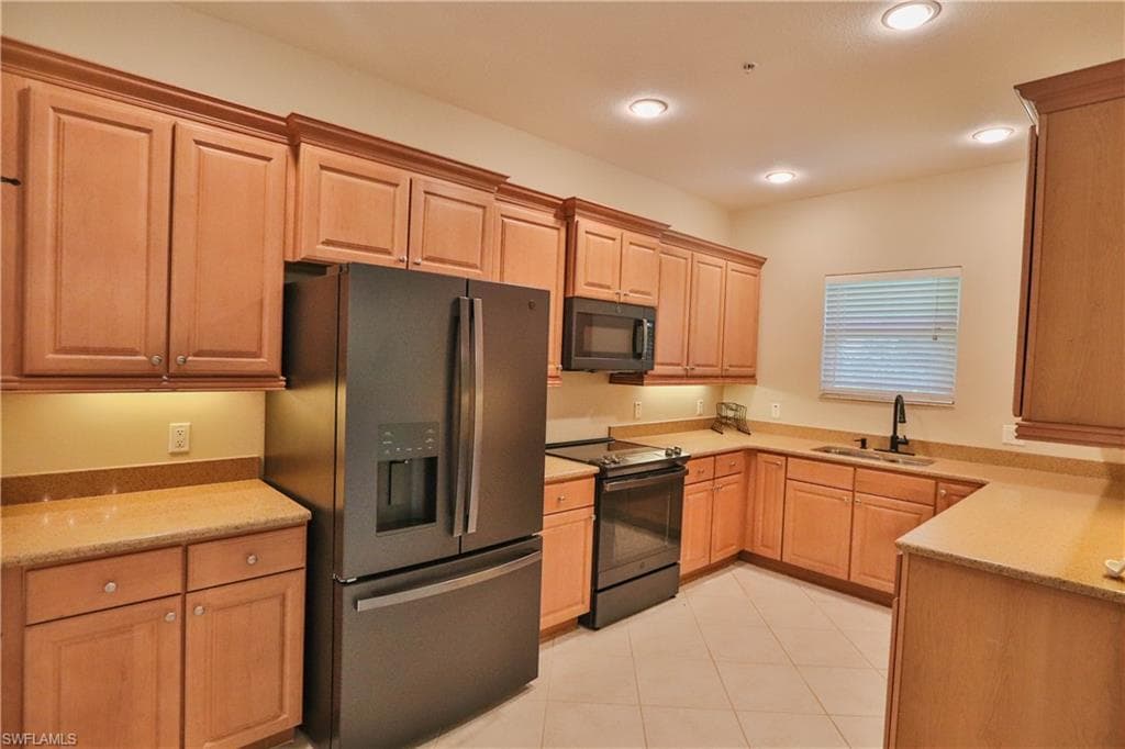 4341 Lazio WAY 1209-6