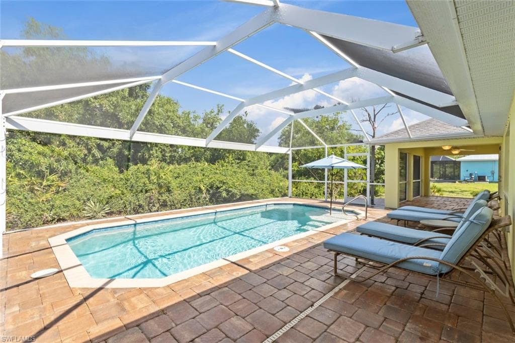 11693 OAKLAND DR-23