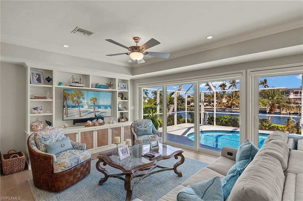 1674 Sabal Palm DR-6
