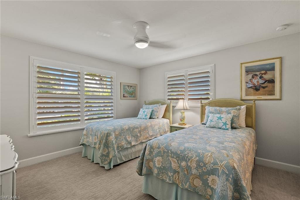 1674 Sabal Palm DR-23
