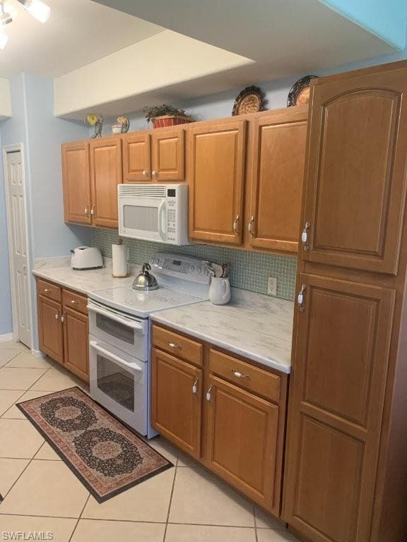 11611 Marino CT 1007-8