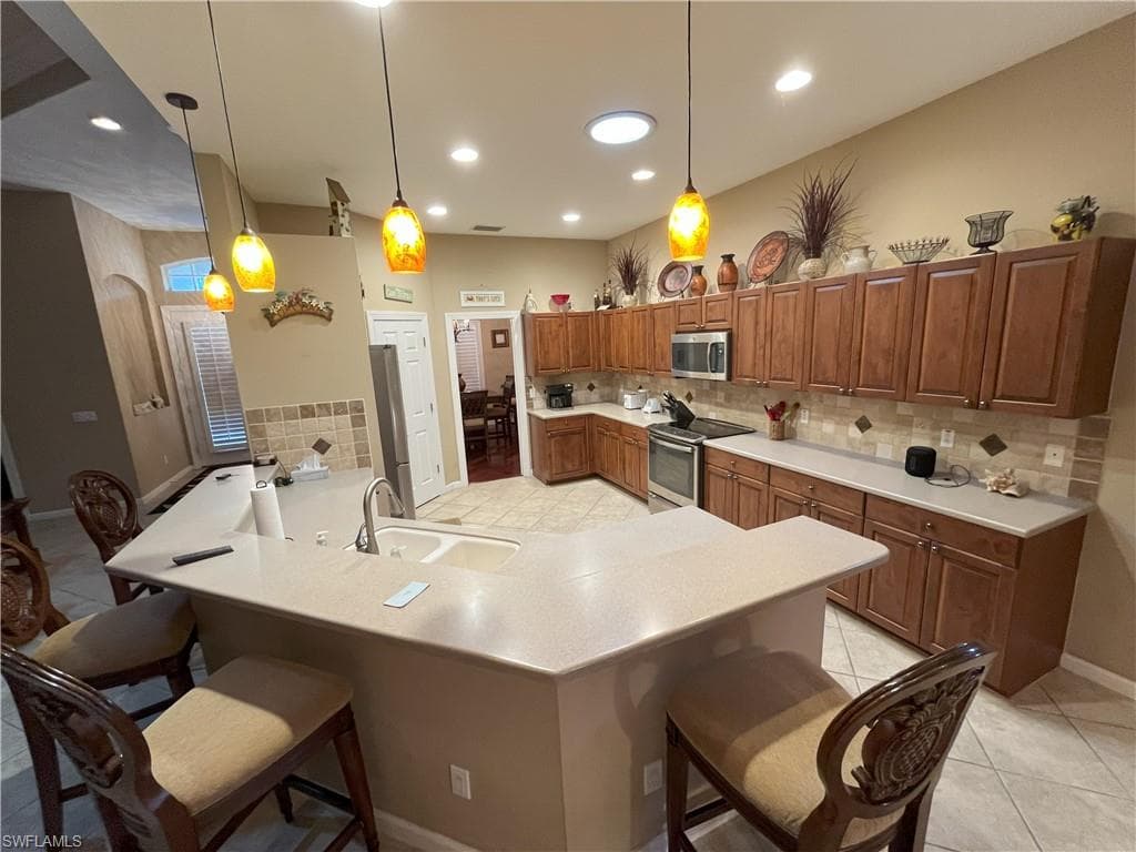 26455 Doverstone ST-7
