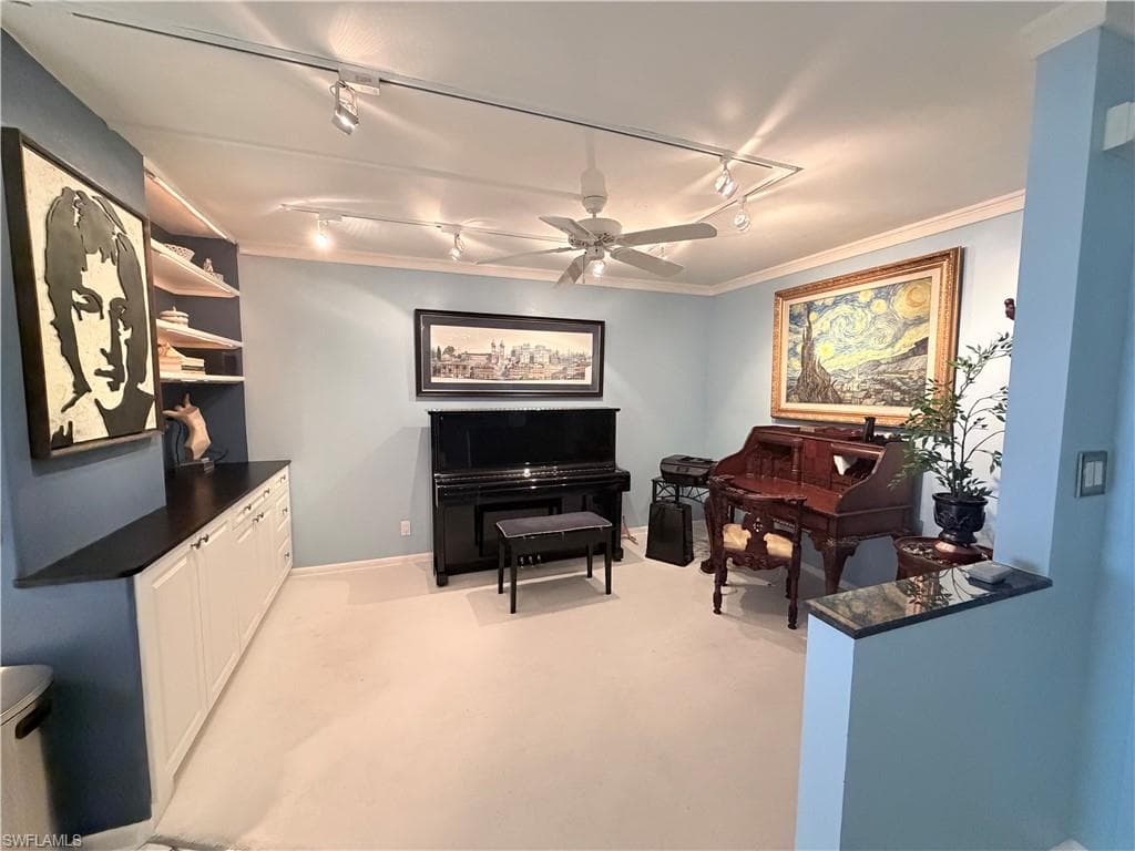 3350 N Key DR 813-15