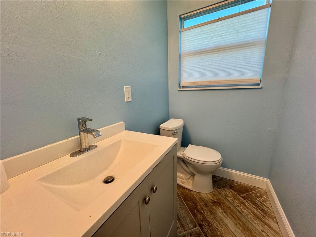8065 Lagoon RD-23