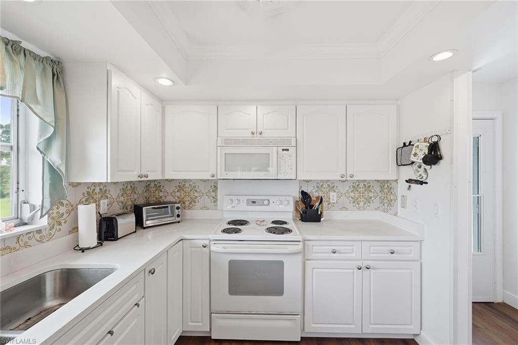 315 Saint Andrews BLVD D38-10