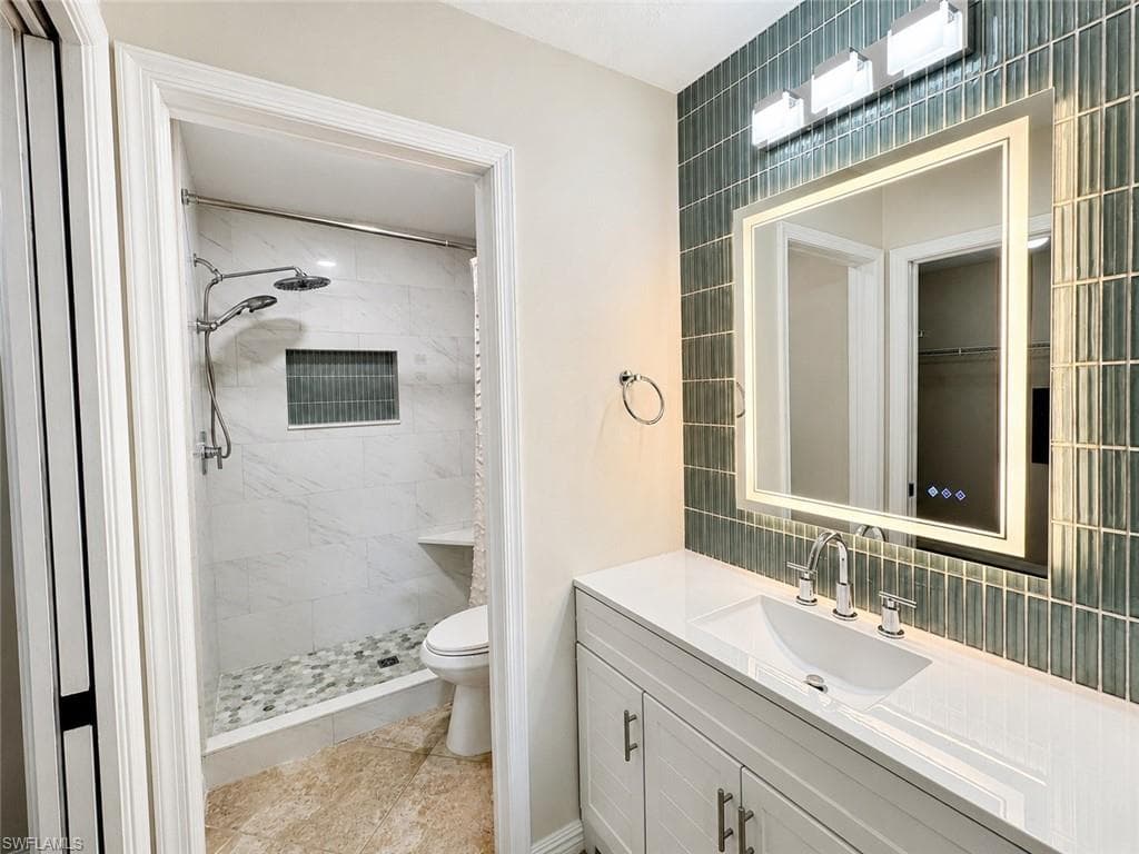 240 Timber Lake CIR D201-8