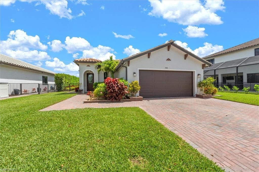 4881 Iron Horse WAY-2