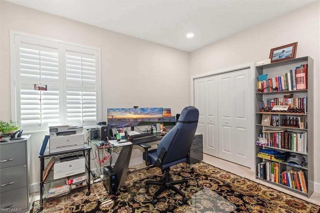 4881 Iron Horse WAY-23