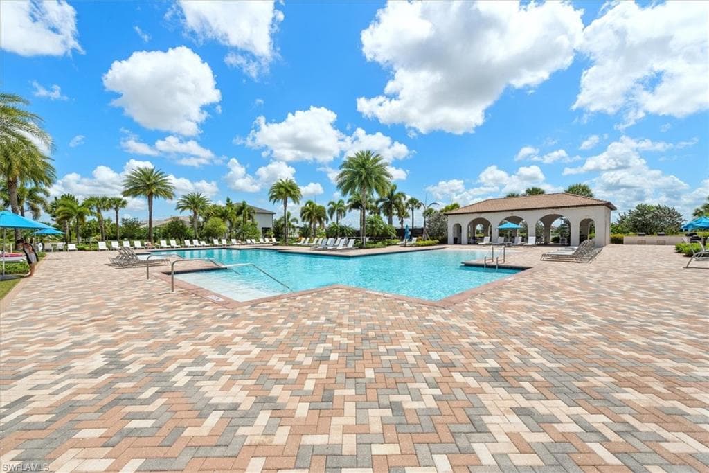 4881 Iron Horse WAY-33