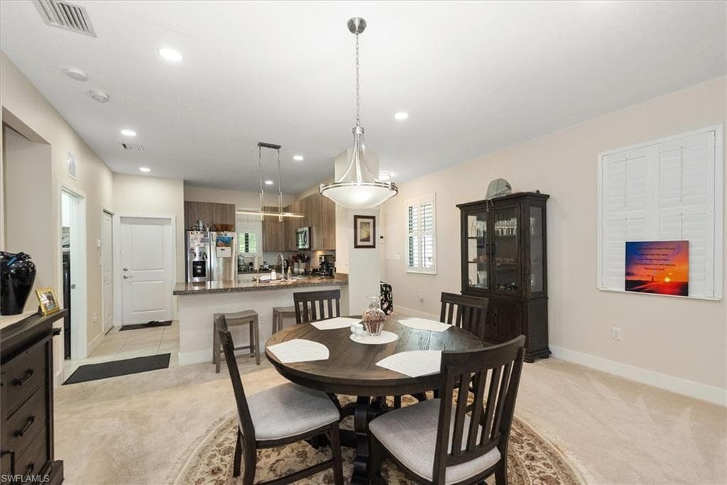 4881 Iron Horse WAY-13