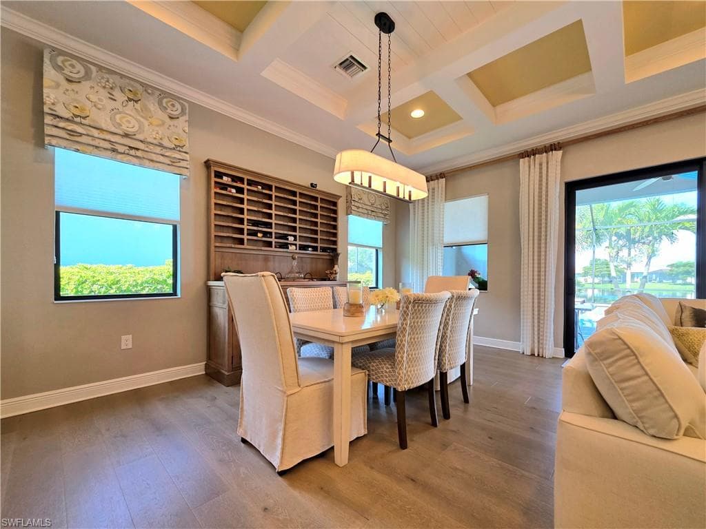 11624 Onyx CIR-9