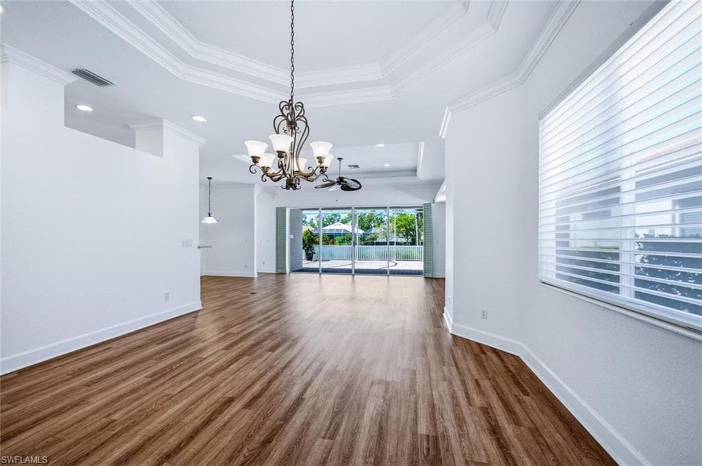 14750 Glen Eden DR-9