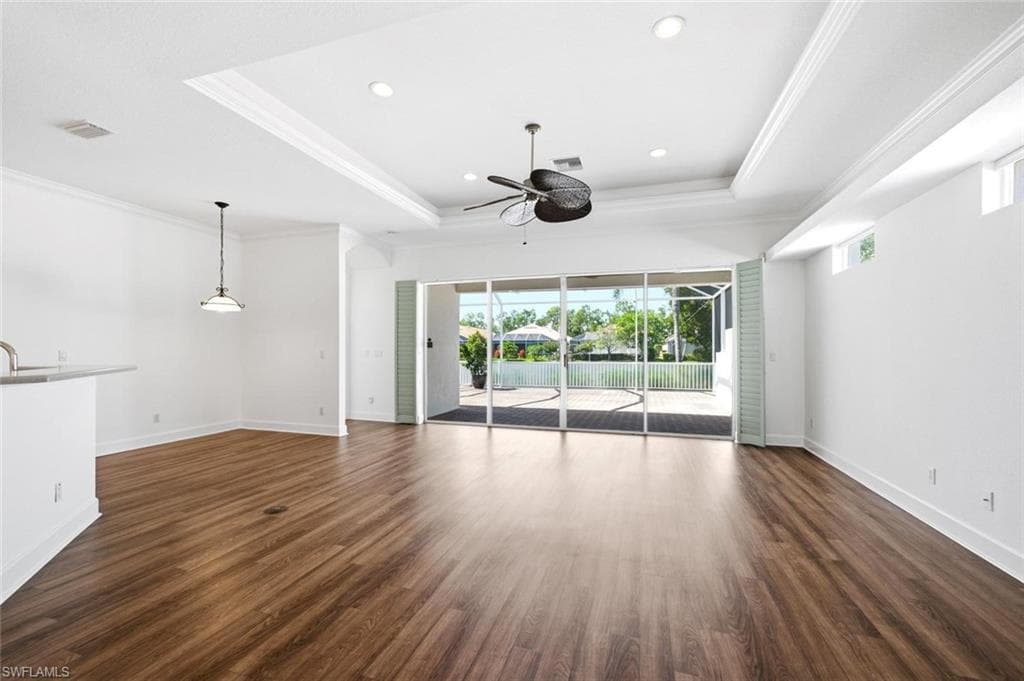 14750 Glen Eden DR-10