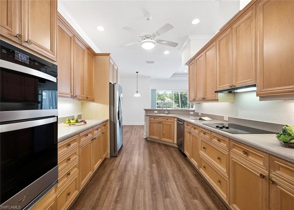 14750 Glen Eden DR-18