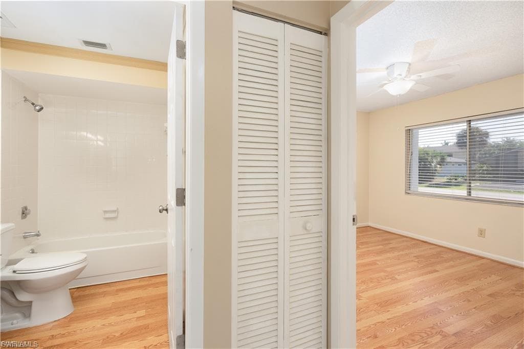 4608 SE 4th PL 6-12