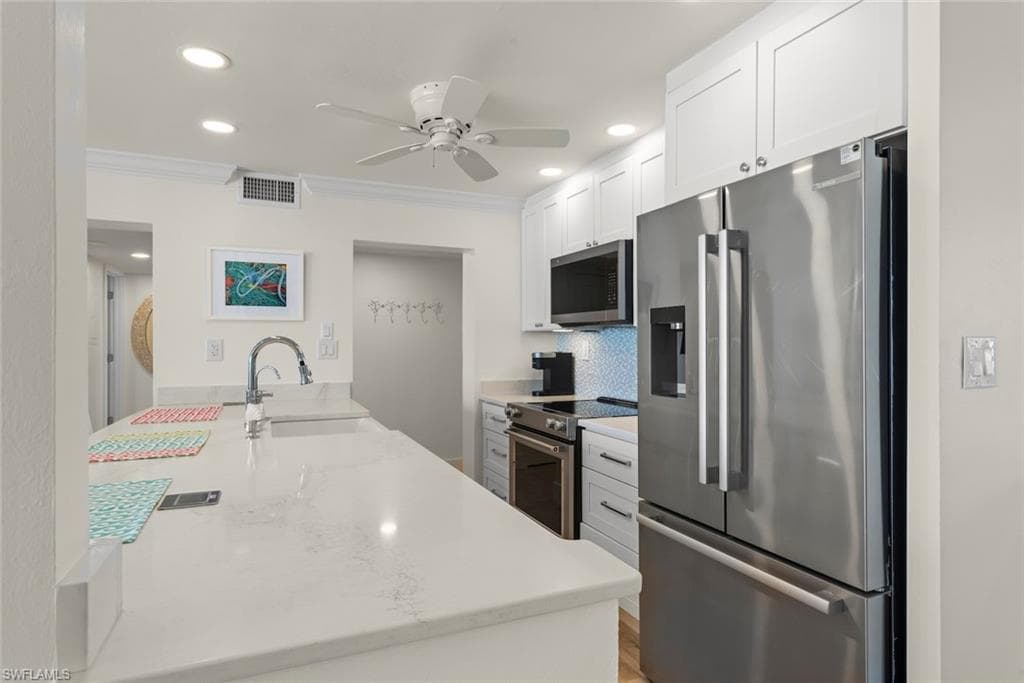 1501 Middle Gulf DR E408-10