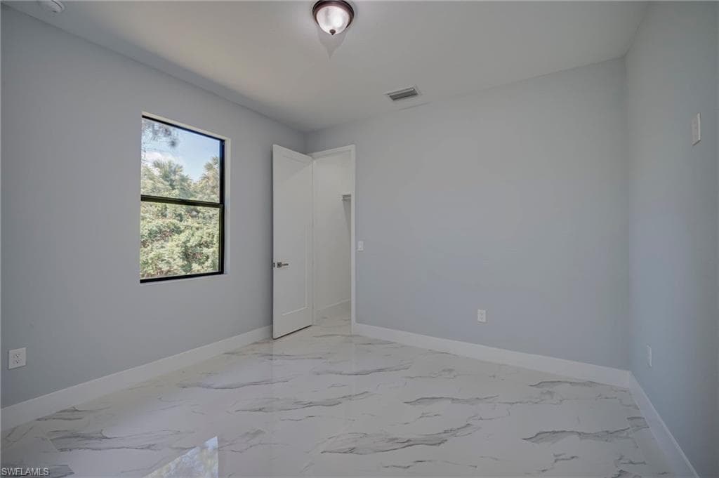 872 Spaulding ST E-22