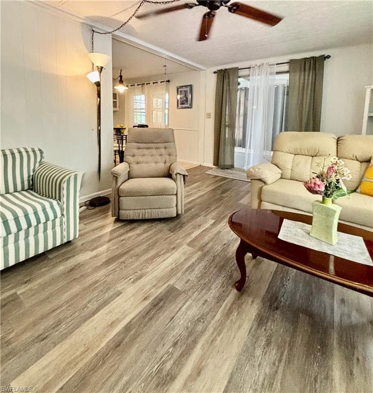 730 Knotty Pine CIR-16